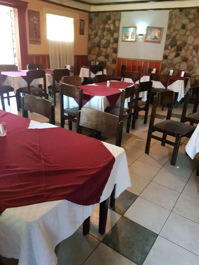 אלדורט The Noble Hotel & Conference Centre מראה חיצוני תמונה