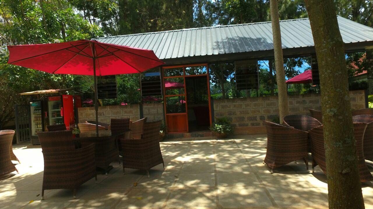 אלדורט The Noble Hotel & Conference Centre מראה חיצוני תמונה